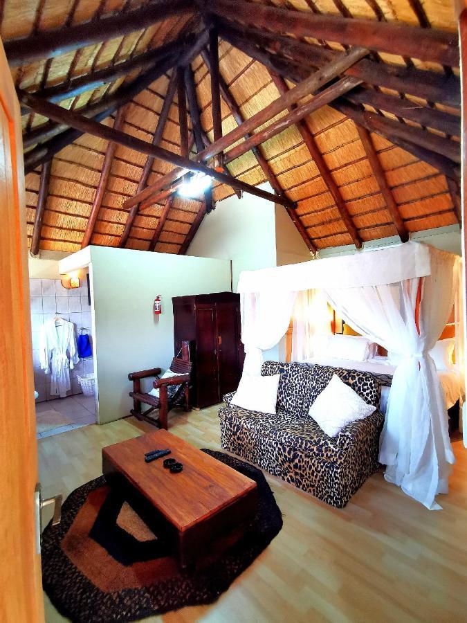 John And Noleen'S Place Marloth Park Exterior photo