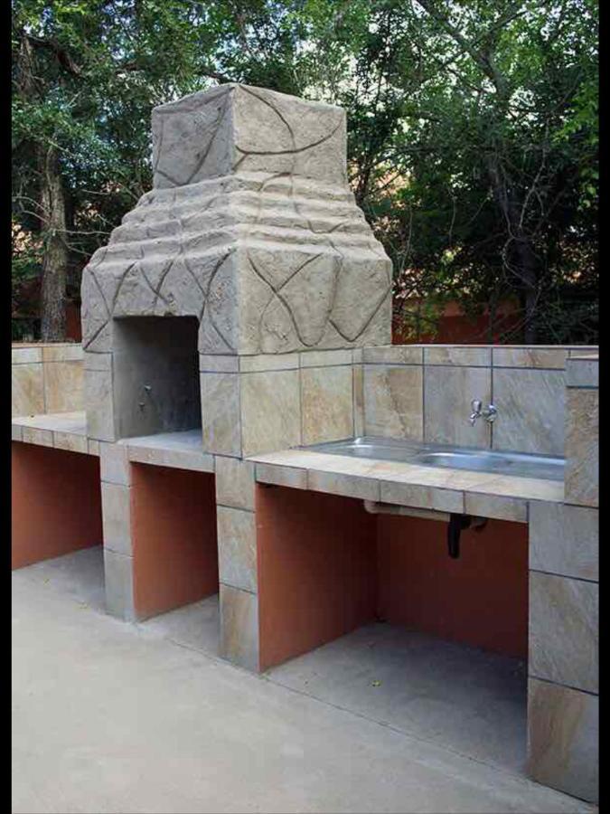 John And Noleen'S Place Marloth Park Exterior photo