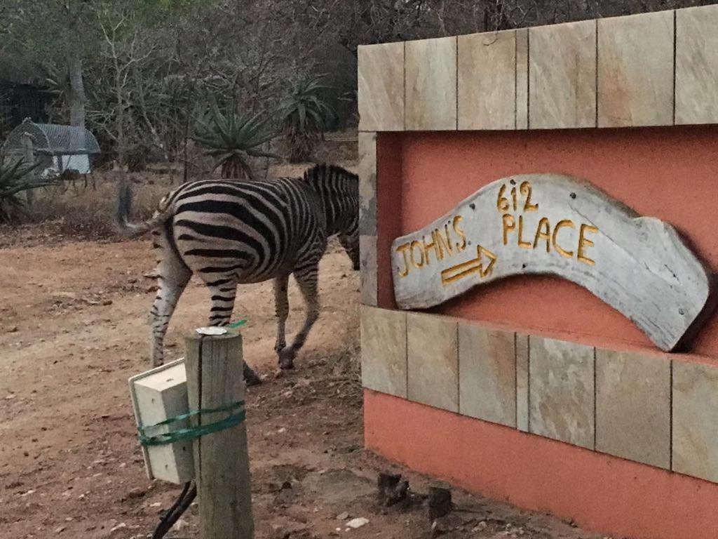 John And Noleen'S Place Marloth Park Exterior photo