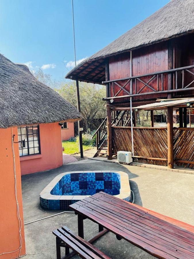 John And Noleen'S Place Marloth Park Exterior photo